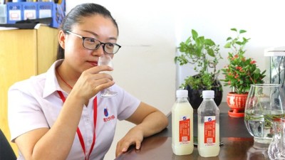 在雅大白酒蒸餾設(shè)備品酒師眼中，好酒一條線被稱為好酒的標(biāo)準(zhǔn)！