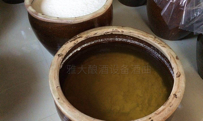 釀酒工藝-低度白酒是如何用白酒釀酒設備釀制的？5